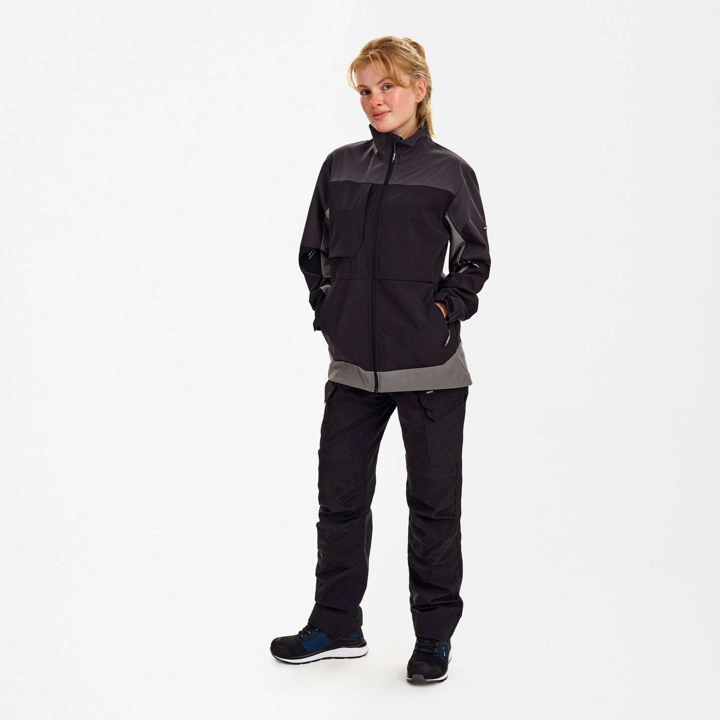 Entire Women's Softshell Jacket