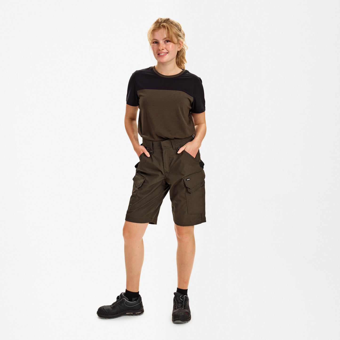Entire Women's Shorts with 2-way stretch